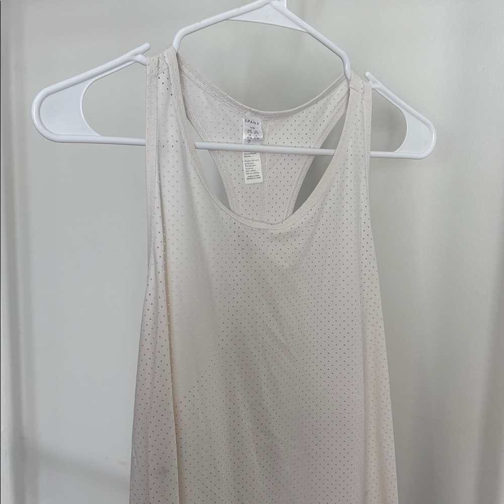 SPANX Razorback Tank - Picture 2 of 3